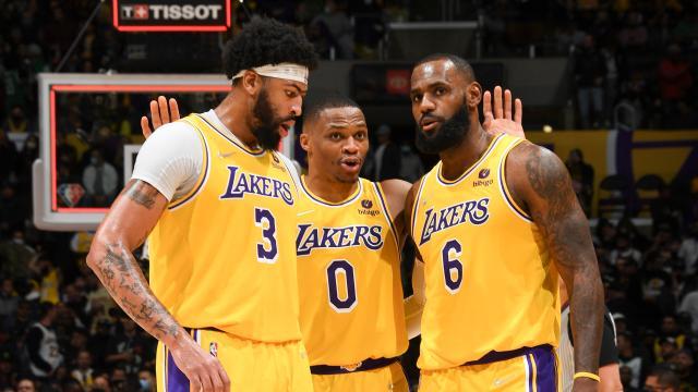 1650640041517085682.jpg lakers-trio012722.jpg