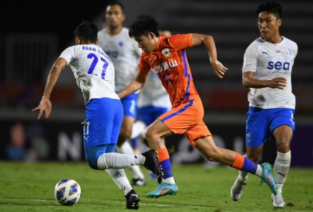 【亚冠】易县龙造险 泰山0比0狮城止连败获首个积分