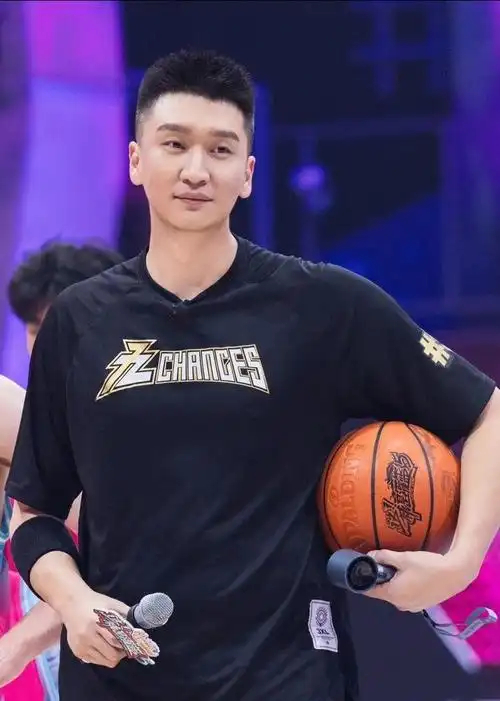 九游APP-抵达北京，孙悦官宣，正式上任，亮相新岗位，秀出40岁第一次扣篮|NBA总冠军|洛杉矶湖人队|中国男篮|北控男篮|nba_新浪体育_新浪新闻